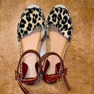 Old navy cheetah print sandals